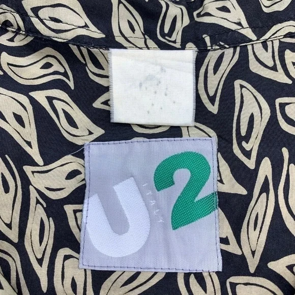 🎉U2 Italy Black w/ Leaf Pattern Silk Blouse🎉 - Picture 5 of 5